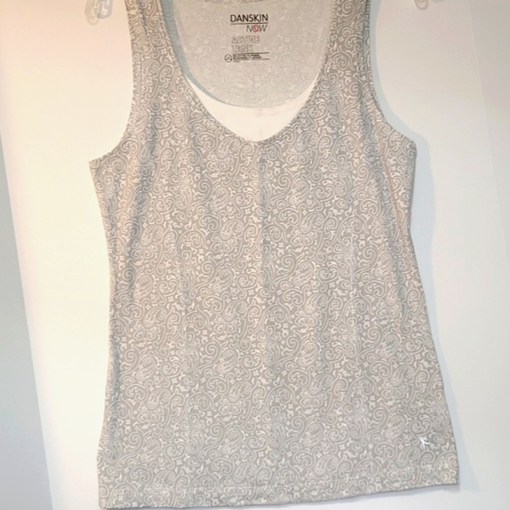 #60 DANSKIN  NOW ACTIVE LARGE TANK TOP